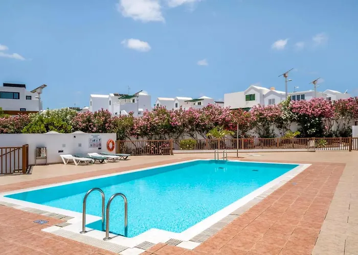 Modern House In Puerto Del Carmen Daire *